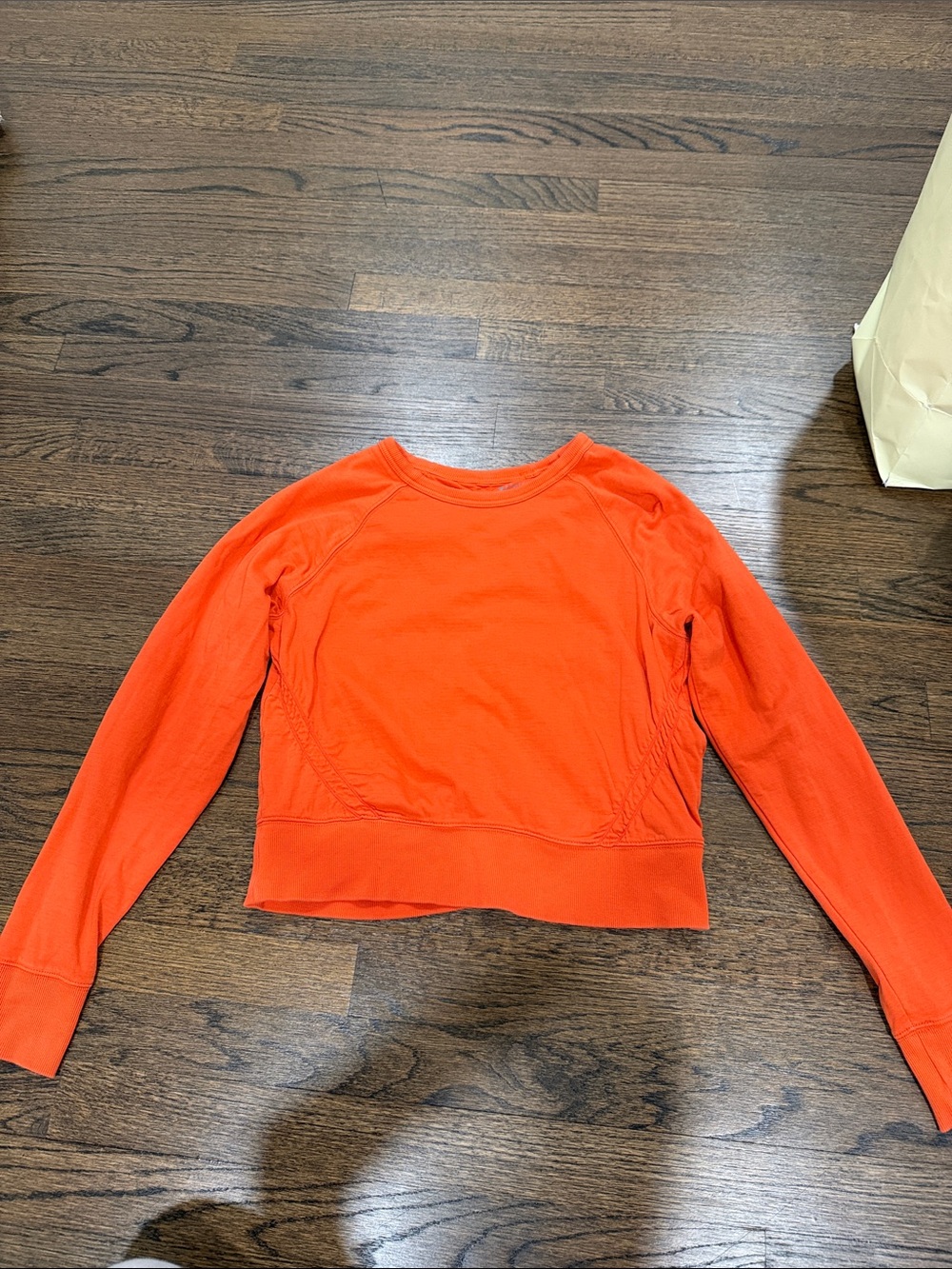 Athleta Women's Orange/RedLong-Sleeve Cropped Top